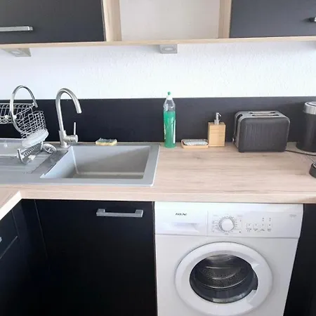 Cosy Design Avec Piscine, 8mn De La A Pied